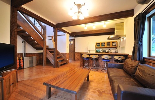 Inawashiro Casa | Sweet II Calm adult space / Yama-gu Fukushima