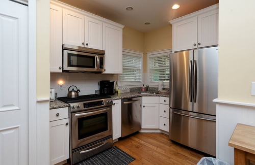 Michigan City Cabaña | Sweet Inn Coach House near beautiful beach on Lake Michigan in Beachwalk