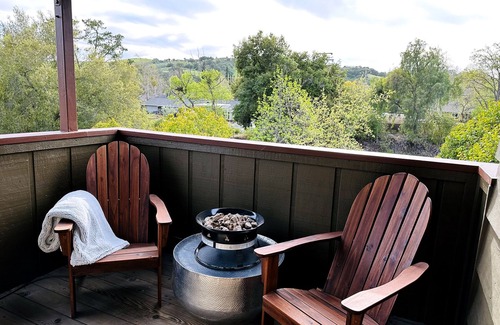 Los Olivos Apartamento | Sweet King Retreat in Downtown Los Olivos