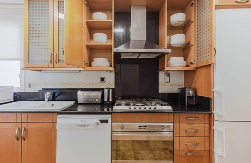 el Fort Pienc Casa | Sweet La Dreta de l'Eixample XBR w/ Elevator & Washer, by Blueground