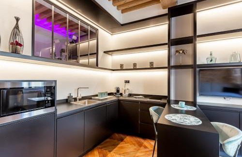 Griffon - Royale Apartamento | SWEET LEONE II -appartement avec spa privé-Lyon Place Terreaux