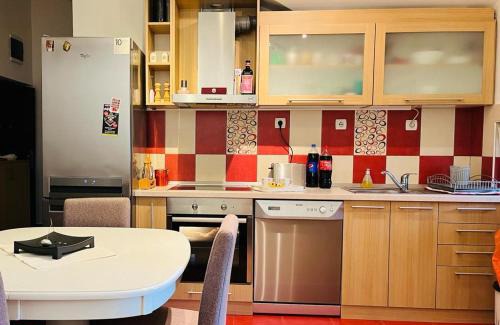 Cukarica Apartamento | Sweet loft in Zeleznik