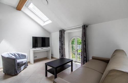 Livange Apartamento | Sweet-Renoir, calme, parking privé