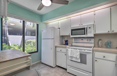 Palma del Mar Condominio | Sweet Snowbird Escape ~ 2 Mi to St Pete Beach
