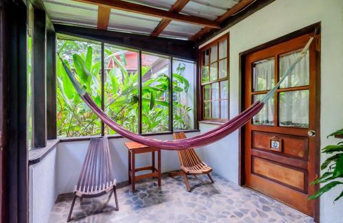 Negroman Cabina | Sweet Songs Jungle Lodge