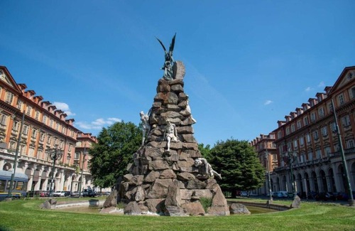 San Donato Apartamento | Sweet Statute 9