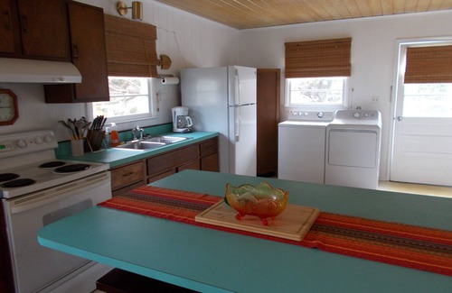 Ocracoke Casa | Sweet Waterfront Cottage, 4 person limit