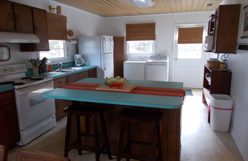 Ocracoke Casa | Sweet Waterfront Cottage, 4 person limit