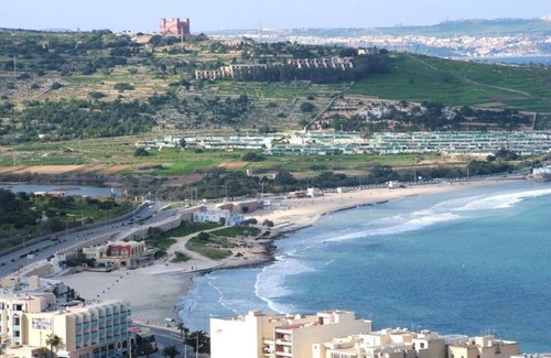 Madliena Apartamento | Sweethaven Malta Fantastic Seafront Apartment