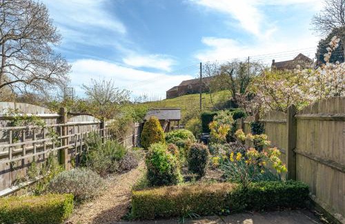 Sibford Gower Apartamento | Sweetheart Cottage - Cosy 2 Bed in The Cotswolds!