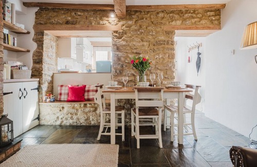 Sibford Gower Cabaña | Sweetheart Cottage - Cosy 2 Bedroom in The Cotswolds