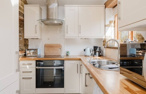 Sibford Gower Cabaña | Sweetheart Cottage - Cosy 2 Bedroom in The Cotswolds