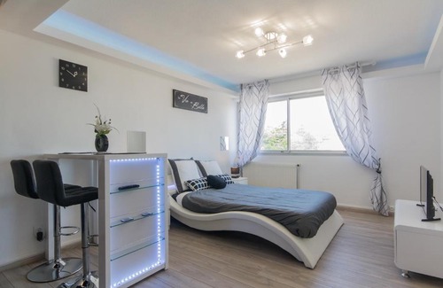 Faubourg-Raines Apartamento | SweetHome Dijon - Black & White