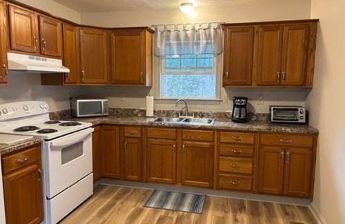 Mount Nebo Cabaña | Sweets Falls Cottage Close to Summersville Lake & New River Gorge
