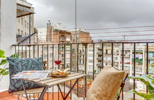L'Antiga Esquerra de l'Eixample Apartamento | Sweett | Aragon - Tres Habitaciones Piso, Capacidad 6
