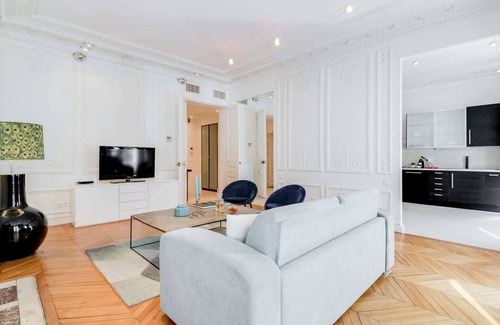 Champs-Elysees Apartamento | Sweett | Cerisoles A