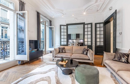 Champs-Elysees Apartamento | Sweett | Cerisoles IV