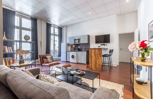 Faubourg-du-Roule Apartamento | Sweett | Ponthieu V - Dos Habitaciones Piso, Capacidad 4