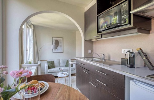 Upper Town Apartamento | Sweett | Studio with Garden View C-01