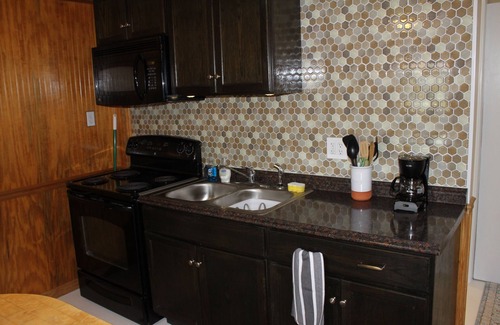 Avon Apartamento | Swell Suite Apartment, Private, One block to beach