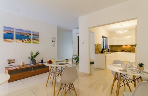 Swieqi Hotel | Villa Swieqi with shared room nb1