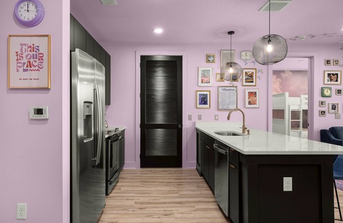 Nashville Condominio | Swiftie Suite1mile to Broadway, Rooftop lounge,5bed in lovely Downtown Nashville