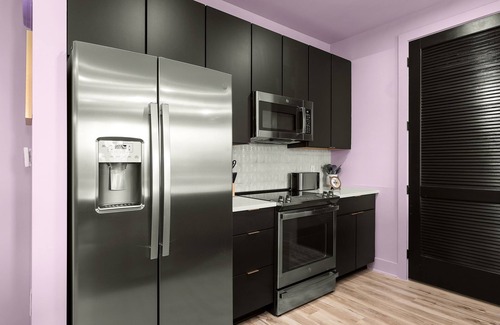Nashville Condominio | Swiftie Suite1mile to Broadway, Rooftop lounge,5bed in lovely Downtown Nashville