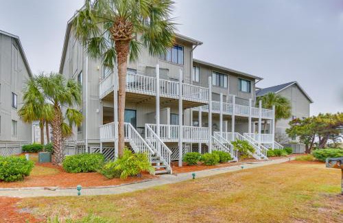 Oceanmarsh Subdivision Apartamento | Swim and Relax St Helena Island Gem with Deck!