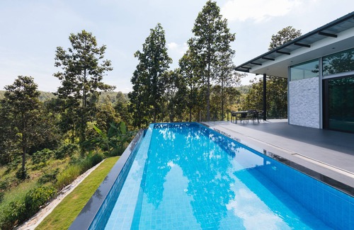 Hang Dong Casa | Swimming pool along the terrace, panoramic view surrounded by nature