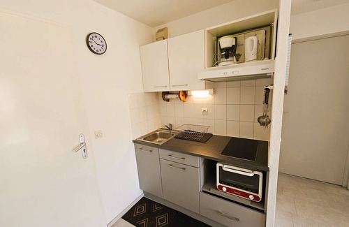 Tamaris Apartamento | Piscina, balcón, orientación sur, capacidad para 4