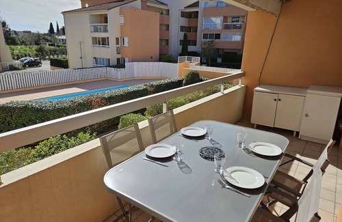 Tamaris Apartamento | Piscina, balcón, orientación sur, capacidad para 4