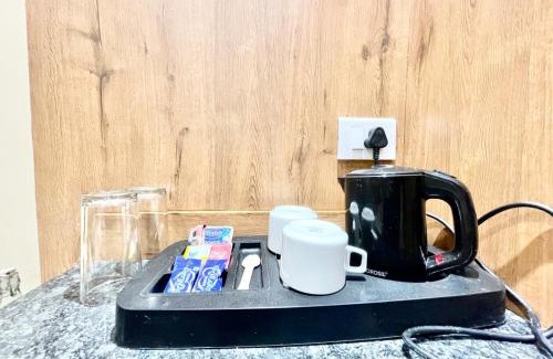 The Mall Road Hotel | SWIMMING POOL HOTEL R - B PREMIUM Puri