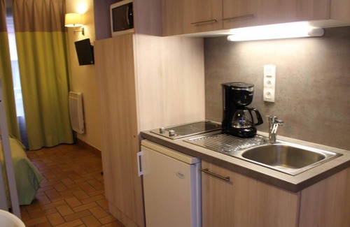 Evian-les-Bains Apartamento | Piscina, sauna, balcón, tv, 23m², Thollon les Mémises