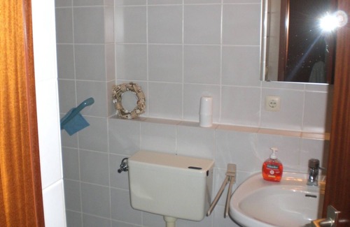 Ronnau Apartamento | Piscina, sauna, acogedora y pequeña