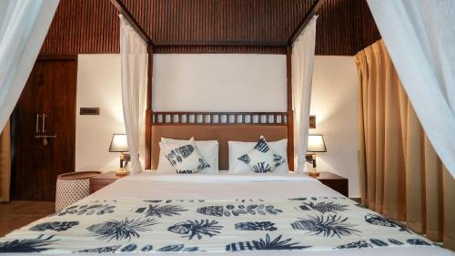 Vagator Complejo | Swimup - Suites with private pool , Vagator