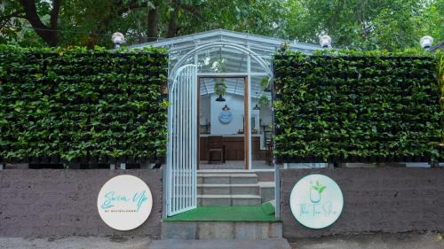 Vagator Complejo | Swimup - Suites with private pool , Vagator