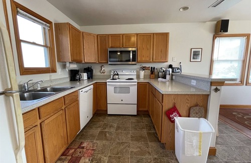 Frisco Cabaña | Swinkels is a spacious 3 bedroom, 1.5 bath home that is a true jewel!