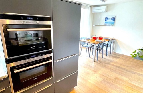 Unterseen Apartamento | SwissHut Modern 10min Interlaken West Station - Apart. Blume 1
