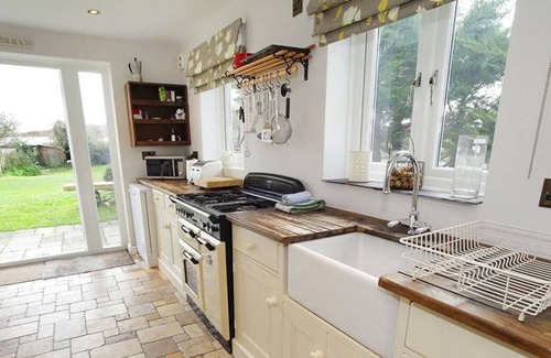 Horton Casa | Swn Y Mor in the beautiful Swansea