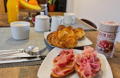 La Envia Apartamento | Sybarix Apartment: Precioso apartamento con vistas al golf y el mar
