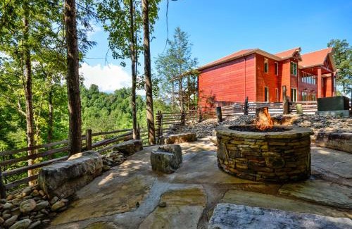 Pittman Center Casa | Sycamore Mansion Cabin