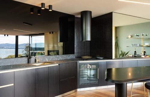 Battery Point Apartamento | 'Sydney' - Luxurious waterfront penthouse in Battery Point