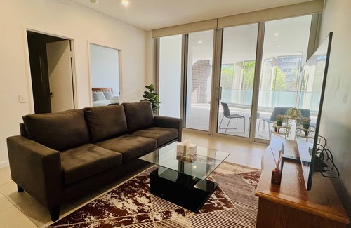 Strathfield Apartamento | Sydney One Bedroom Apartment Close to Train st. Free Parking