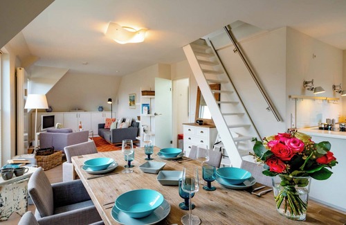 Großmorsum Apartamento | Sylt is a valuable habitat and a soothing vacation spot, a paradisiacal realm of peace and tranquillity.