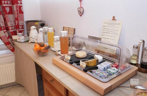 Saint-Hippolyte Cama Y Desayuno | Sylvie Fahrer et Fils