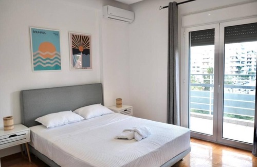 Piraeus Hotel | SynPiraeus Apartments & Studios