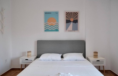 Piraeus Hotel | SynPiraeus Apartments & Studios