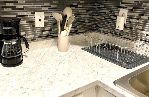 Syracuse Casa | Syracuse Getaway Your Home Away from Home