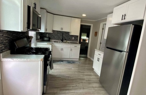 Syracuse Casa | Syracuse Getaway Your Home Away from Home
