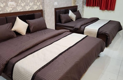 Mathura Hotel | Syrus Hotel